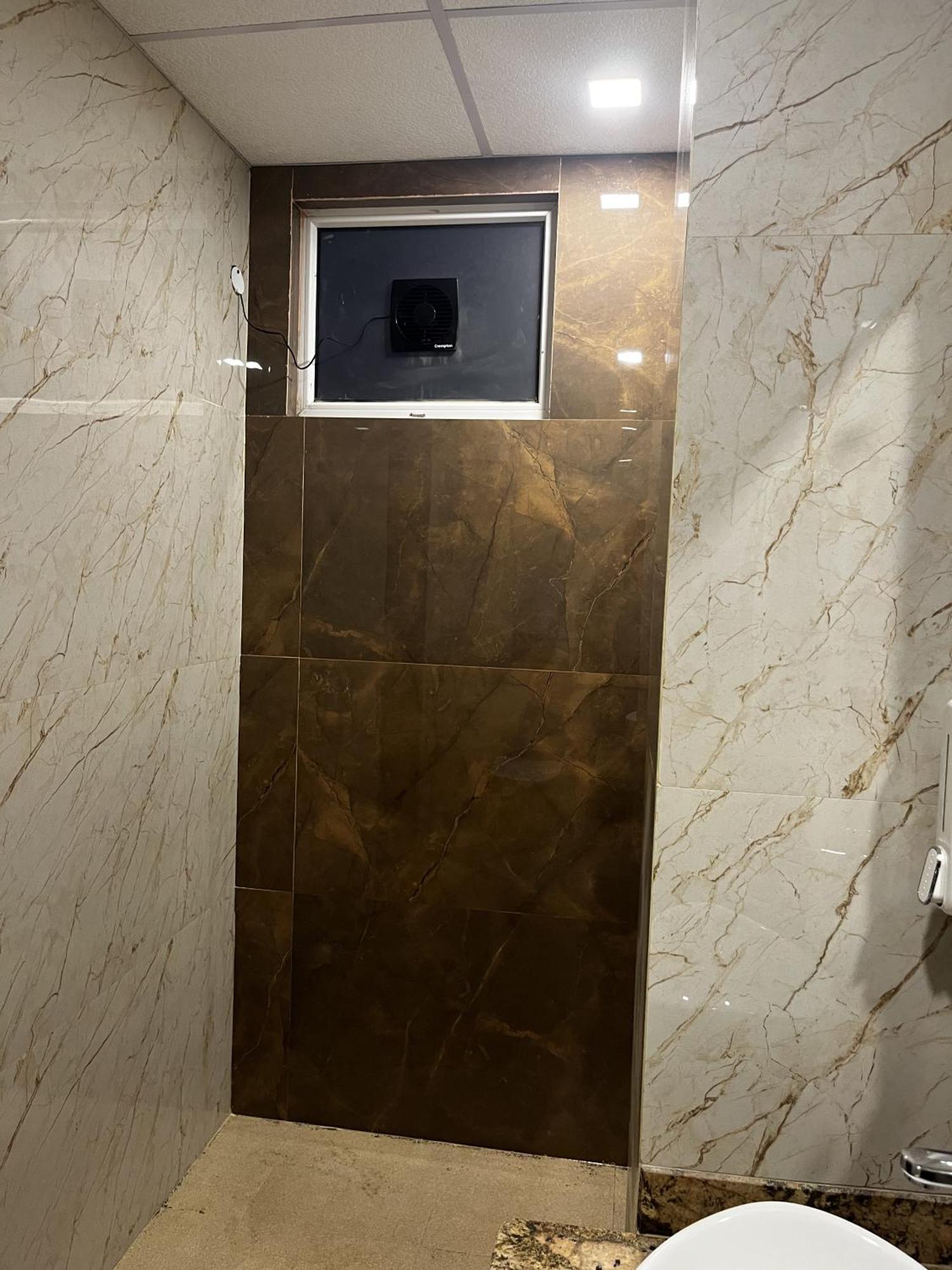 Roomquet Comfort Inn Allāhābād Junction Kültér fotó